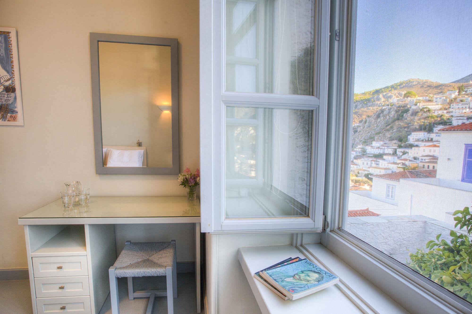 Hotel Hydra 4*